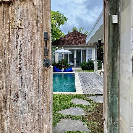 Villa Biru - 500M Batubelig Beach Canggu  Ngoại thất bức ảnh