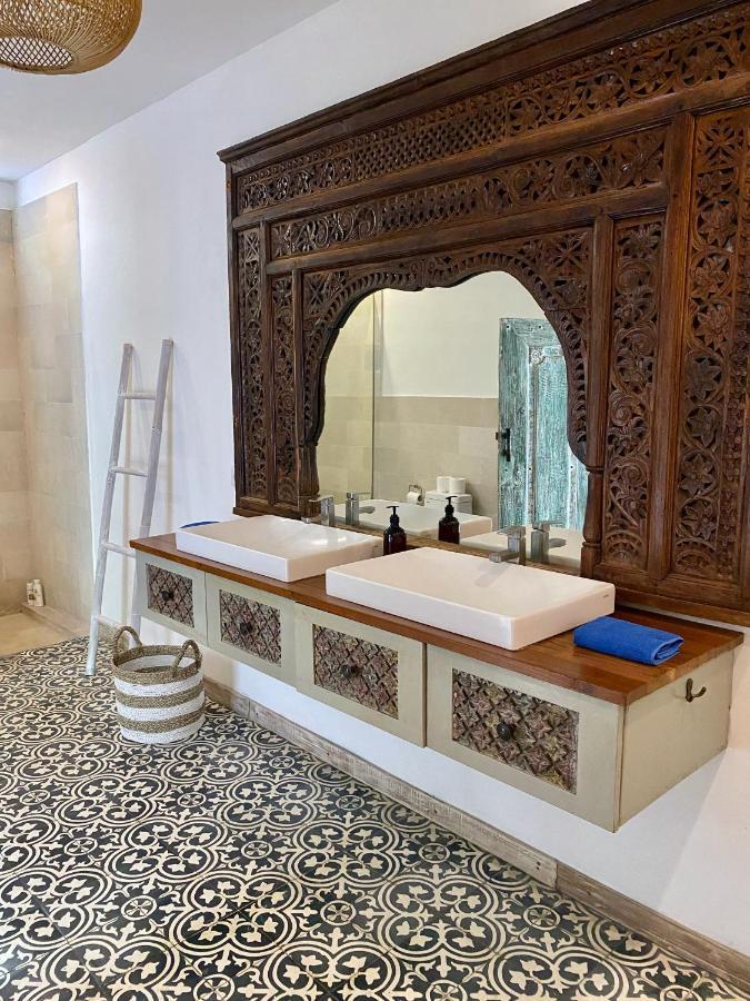 Villa Biru - 500M Batubelig Beach Canggu  Ngoại thất bức ảnh